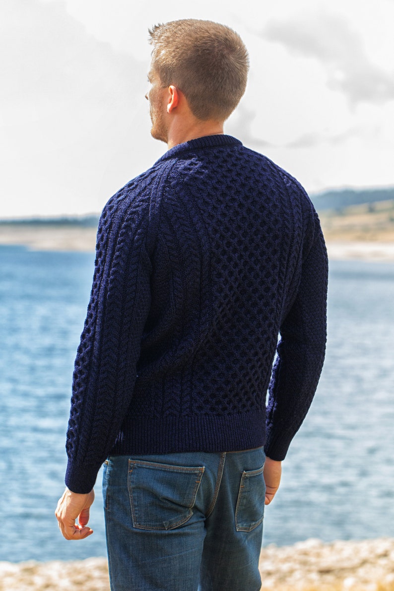 Men's Cable Knit Aran Fisherman's Sweater Dark Blue image 4
