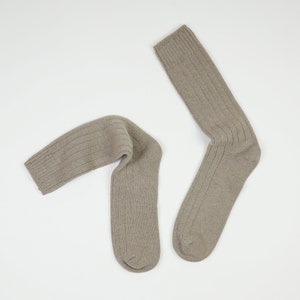 CASHMERE WOOL SOCKS Beige men&#39;s size