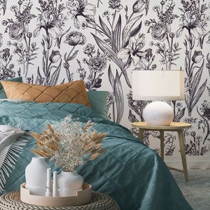 Elegante carta da parati floreale con fiori di iris, tulipano, rosa e papavero • Materiali staccabili e incollabili *autoadesivi* o vinilici non incollati •