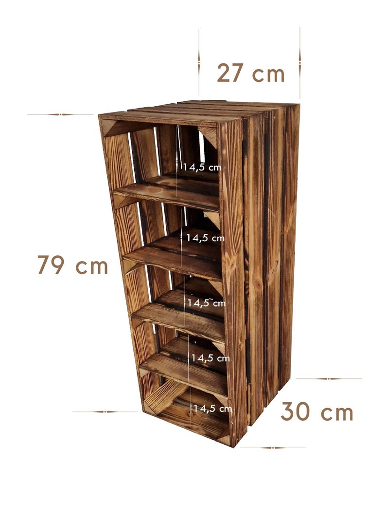 Puede incluir: Una estanter&iacute;a de madera te&ntilde;ida de marr&oacute;n oscuro construida con listones estilo caja. Cuenta con cinco estantes horizontales, cada uno con un espacio vertical de 14,5 cm. Las dimensiones totales son 79 cm de alto, 27 cm de ancho y 30 cm de fondo.