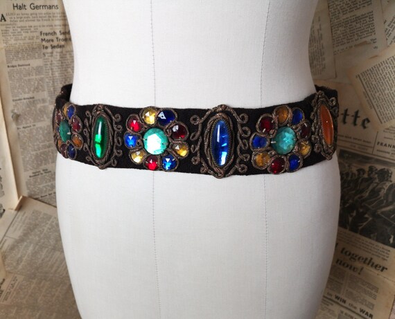 Vintage 30s jewelled belt, gold lame