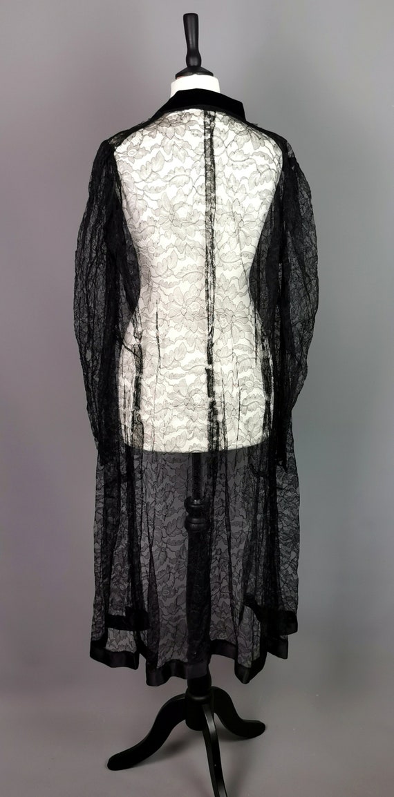 Vintage 1930's Black lace jacket, evening coat - image 2