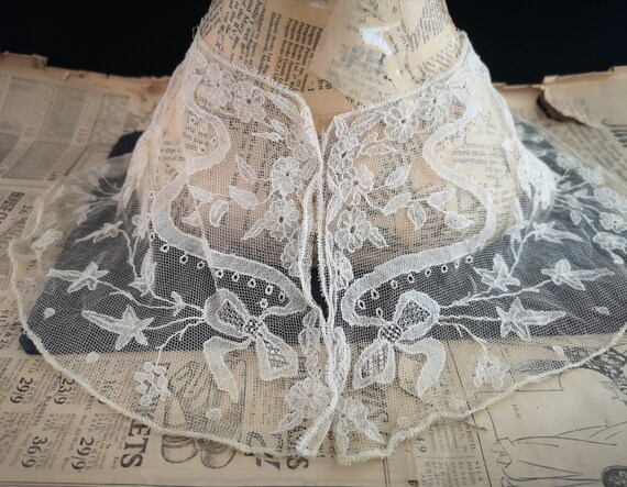 Antique lace collar, 19th century, Brussels Appliq