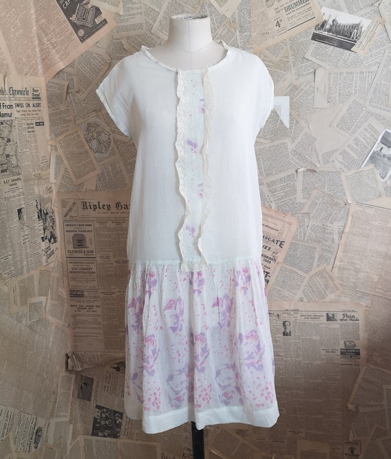 Vintage 1920's batiste cotton day dress