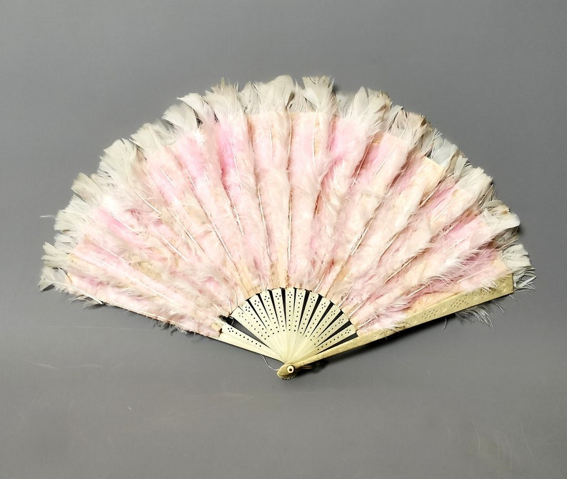 Vintage Pink Ostrich Feather Folding Hand Fan with Celluloid Handle 11”x18”