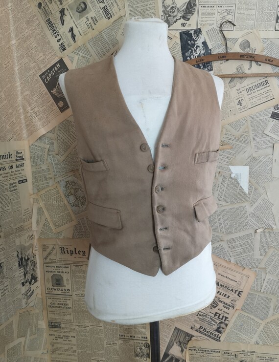 Vintage 1940s mens hunting waistcoat