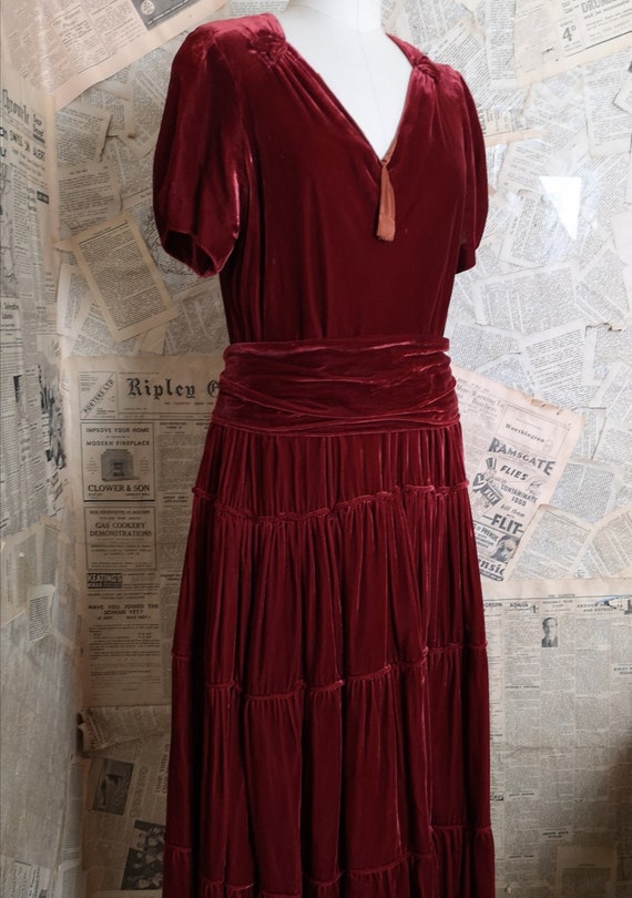 Vintage 30s velvet dress, Art Deco, copper velvet