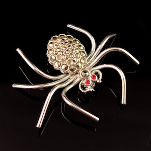 Vintage spider brooch, silver tone, marcasite