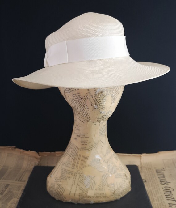 Vintage ivory sunhat, wide brimmed