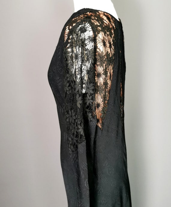 Vintage 1930's evening dress, bias cut gown, lace - image 3