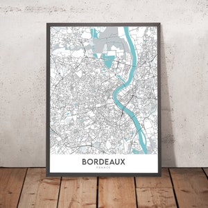 Modern City Map of Bordeaux, France: Saint-Pierre, Cathédrale Saint-André, Grand Théâtre, Jardin Public, Pont de Pierre
