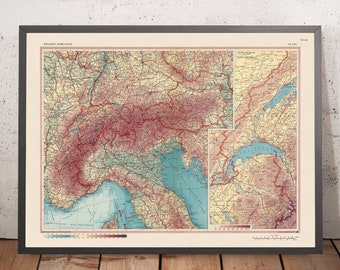 Op de afbeelding: Een vintage kaart van de Alpen, die de bergketens en de omliggende gebieden laat zien. De kaart is in tinten bruin, groen en blauw, met rode lijnen die wegen en spoorwegen aangeven. De kaart heeft de titel "De Alpen" en maakt deel uit van de "Pergamon Wereldatlas".