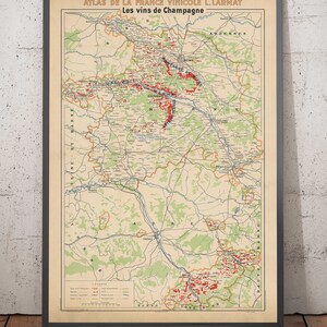 Alte Karte der Champagner-Weinberge, Frankreich, 1944 von Louis Larmat - Reims, Epernay, Troyes, Chatau-Thierry, Bar-Sur-Seine