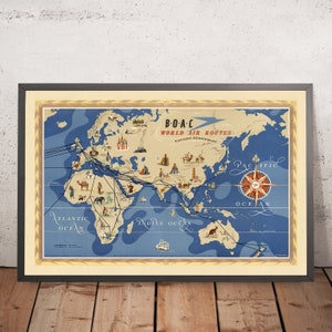 Könnte beinhalten: Eine Vintage-Karte, die die weltweiten Flugstrecken der BOAC (British Overseas Airways Corporation) in der östlichen Hemisphäre zeigt. Die Karte ist blau mit schwarzen Linien, die die Strecken zeigen, und enthält Illustrationen von Sehenswürdigkeiten und Tieren aus verschiedenen Ländern.