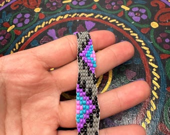 Handmade Beaded South Western Style Bracelet I unique, one of a kind, adjustable, seed bead bracelet, purple, southwestern style, Aztec