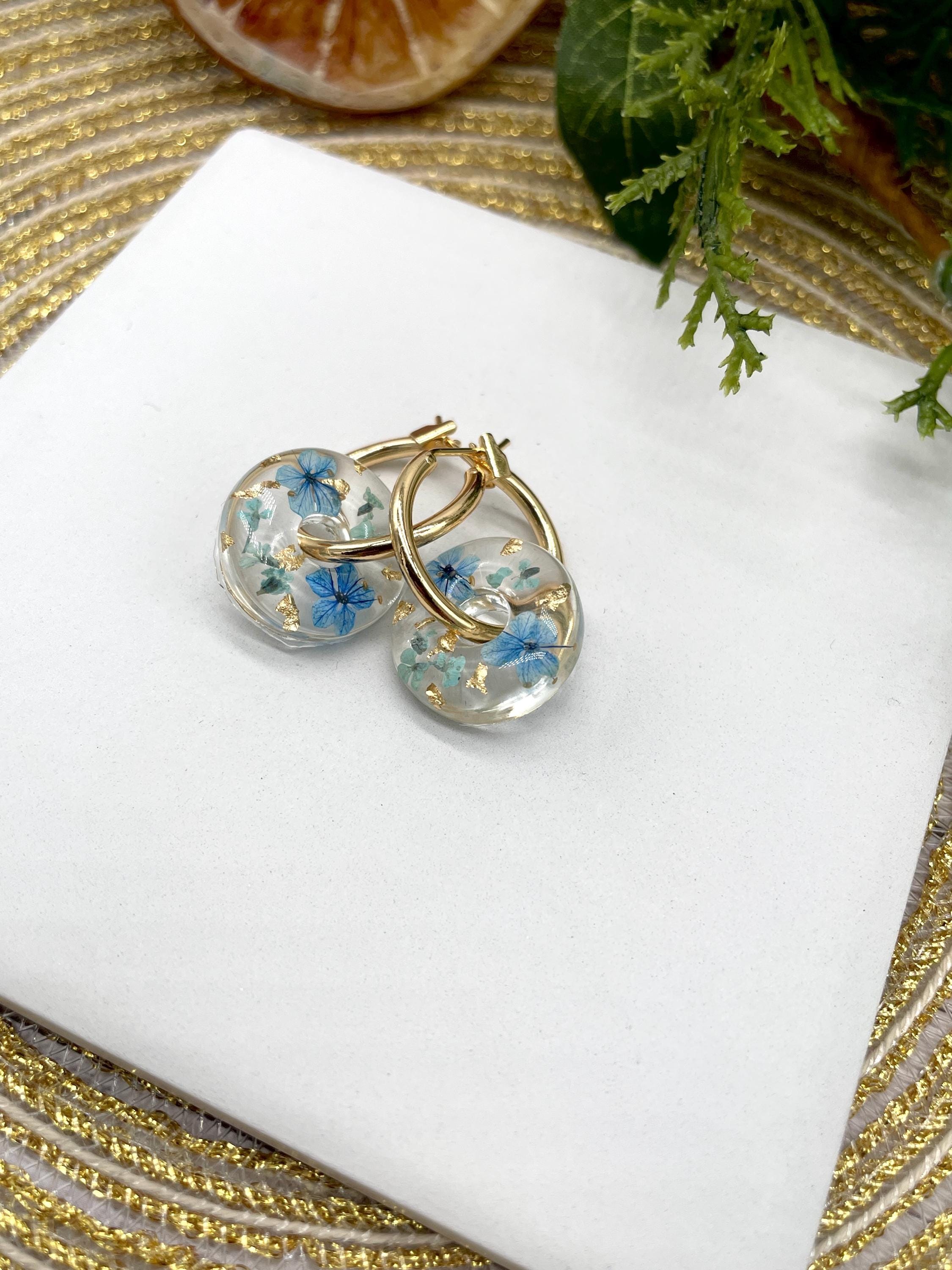 Real Dried Flower and Resin Doughnut Hoops in Blue and Gold - Thumbnail 2