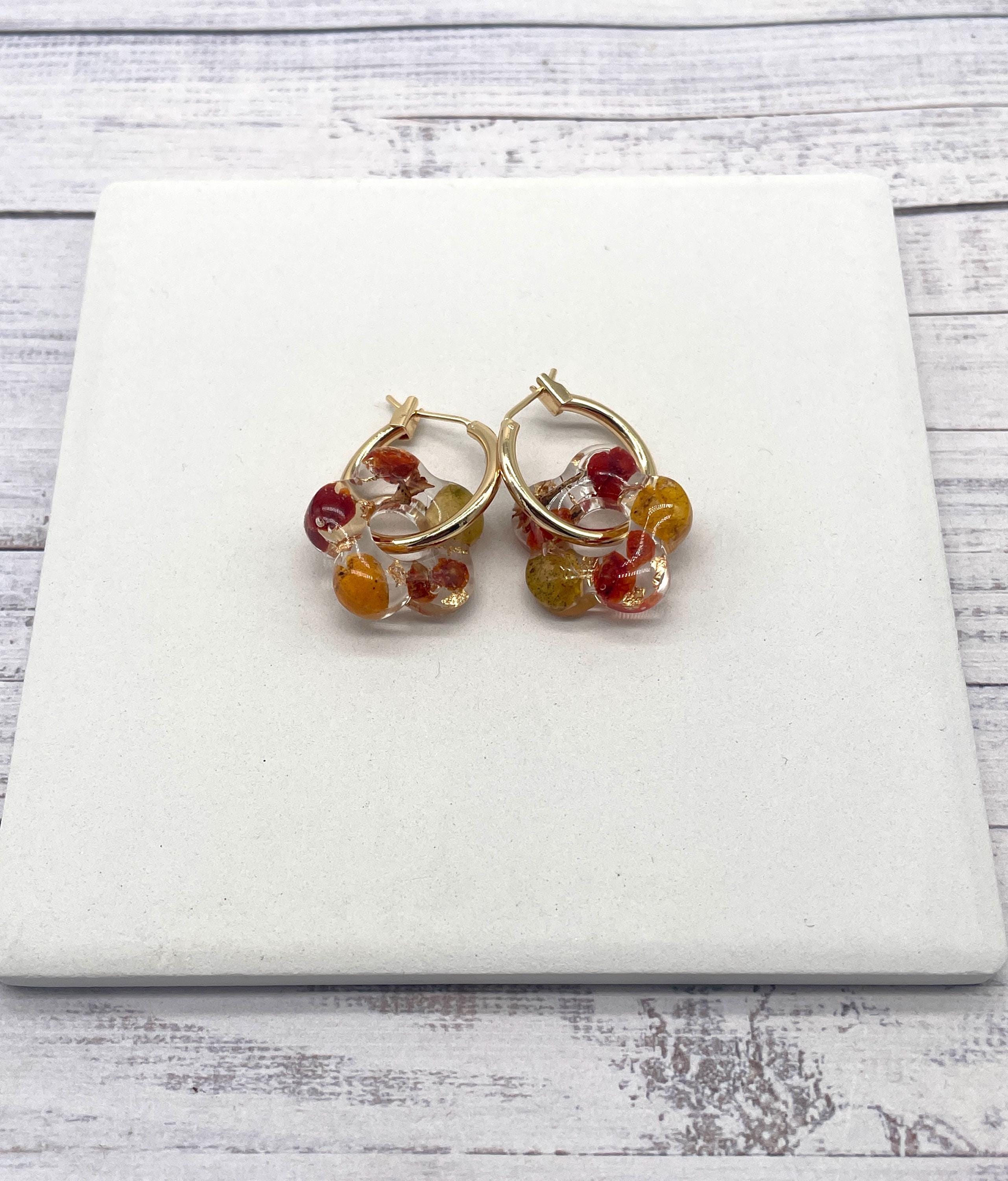 Real Dried Flower and Resin Flower Hoops: autumnal colours - Thumbnail 2