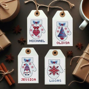 Kruissteekpatroon kersttags met alfabetgrafiek, kleine kerstkaarten met personalisatie