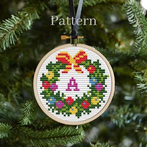 Small Christmas Wreath - Etsy