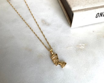 LEGENDARY BEAUTY gold necklace