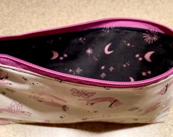 Mauve magic - zipper pouch