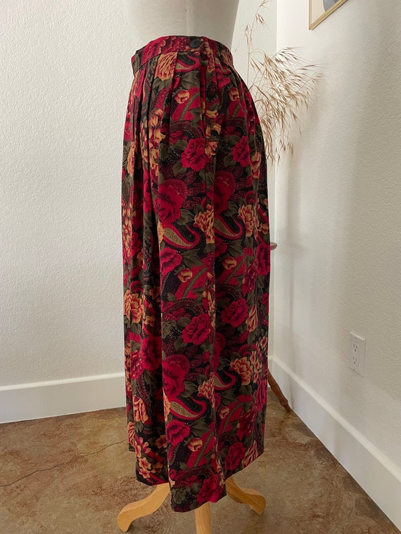 floral vintage skirt / rayon skirt / green & red … - image 5