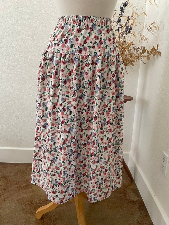 floral vintage skirt / pastel skirt / spring flora