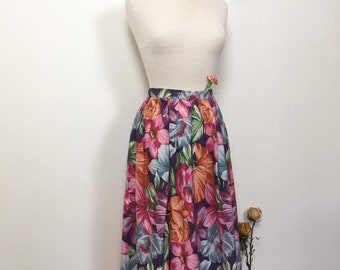 vintage floral skirt / floral midi skirt / romantic skirt / best fits medium