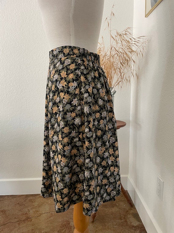 floral vintage skirt / rayon skirt / muted colors… - image 3