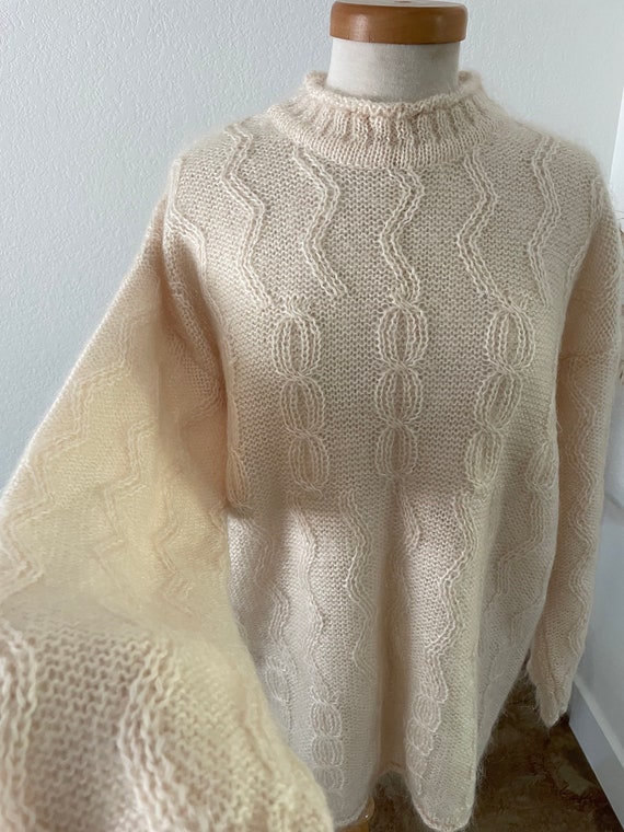 vintage cream sweater / 80s neutral sweater / moh… - image 3