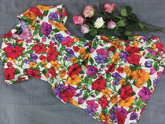 vintage floral dress / bright floral dress / 80s d