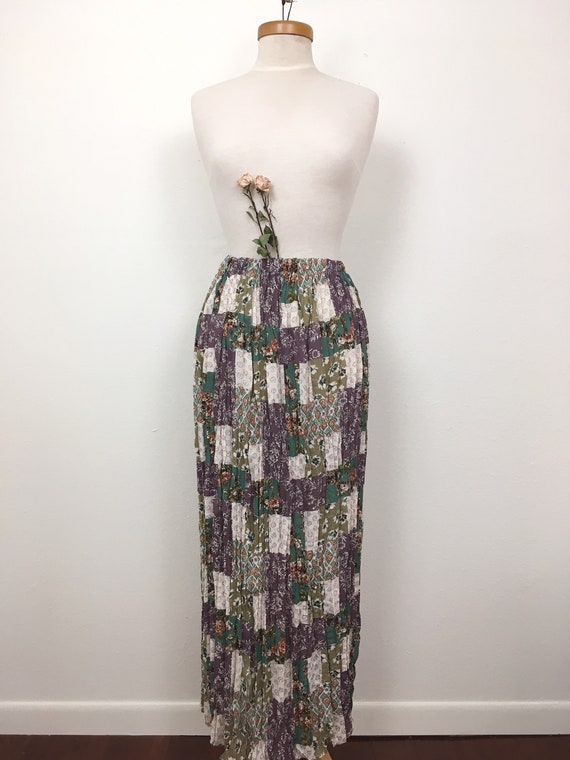 vintage floral skirt / 90s skirt / patchwork skir… - image 7