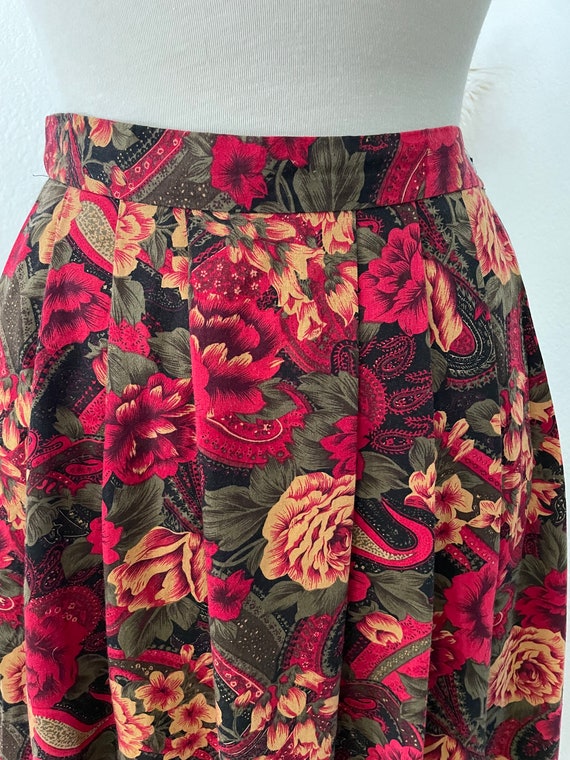 floral vintage skirt / rayon skirt / green & red … - image 3