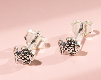 Fish 925 Sterling Silver Stud Earrings (X287)