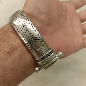 925 &quot;Handmade Solid Flat Snake Chain Bracelet: A Stylish Unisex Silver Accessory&quot;
