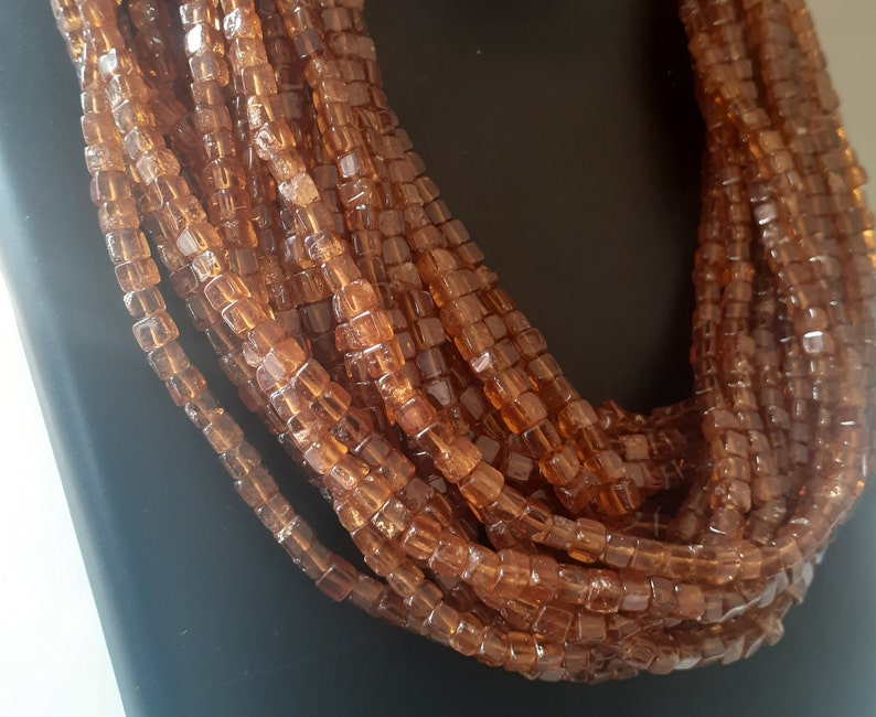 Use for Jewelry making Beaded 8 20cm Strand 4mm Natural Hessonite Garnet Plain Cubes