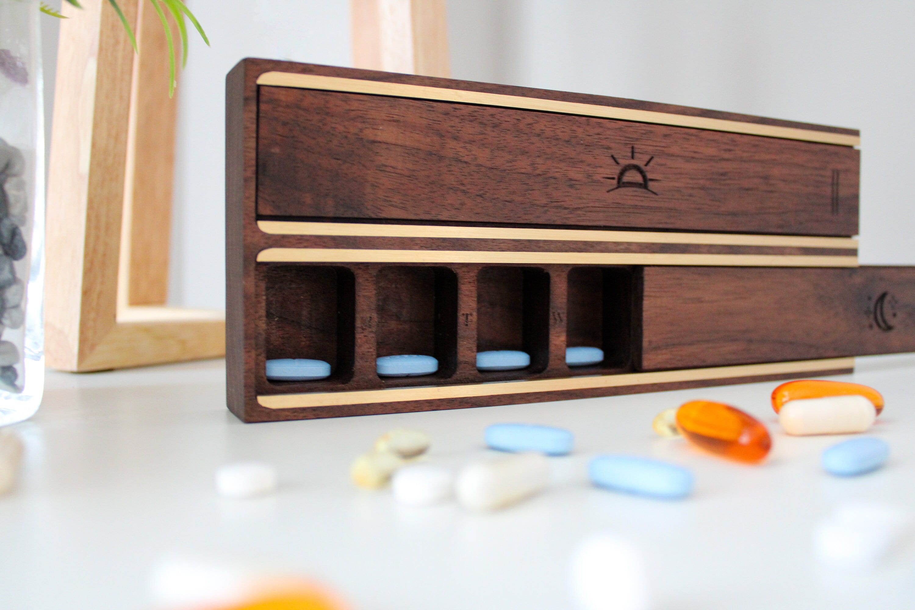 Étui à pilules étanche - Organisateur de pilules de voyage Petite boîte à  pilules avec compartiments amovibles - Porte-pilules extérieur portable
