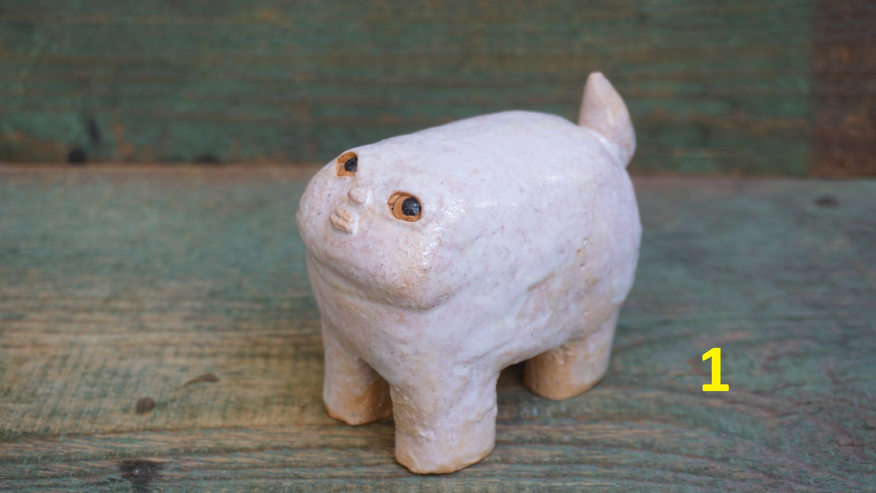 手作りの陶器製犬の置物：奇妙な彫刻アート - Etsy 日本