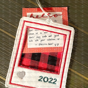 Instant Pic Photo Ornament Hanger – ITH Machine Embroidery Design