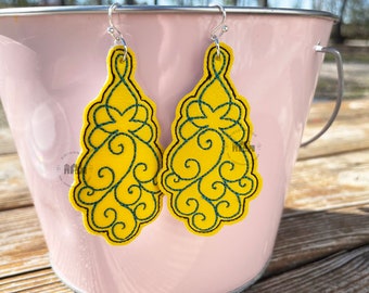 Filigree Style 1 Earrings – ITH In the Hoop Machine Embroidery Design