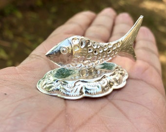 925 Silver Hindu Religious Lord Vishnus Fish, Machli Matasya Avatar Avataar, 4.2 cm length 8.8 gm, Temple Pooja Hindu Religion
