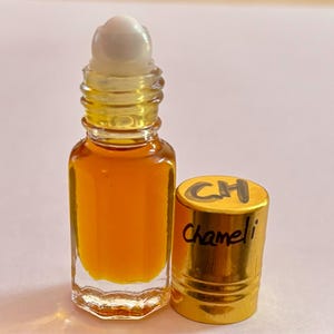Natural Original 3 ml CHAMELI Flower ATTAR/ ITTAR Itra Perfume Oil Hindu Ritual Puja Gods and Goddesses Free Ship