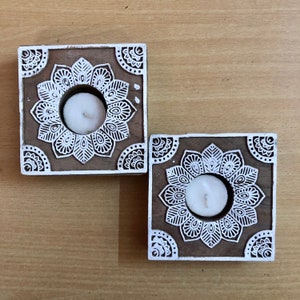 2 Stk. Handblock Druck Quadrat Form Design Holz Holz Teelicht Kerzenhalter, T Lichtständer, Handarbeit handgefertigt, geschnitzt graviert
