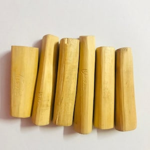 Lord Krishna&#39;s Original White Sandalwood Chandan Stick 1pc for pooja (3-4 inch length, 25-35 Gram Weight) Free Ship