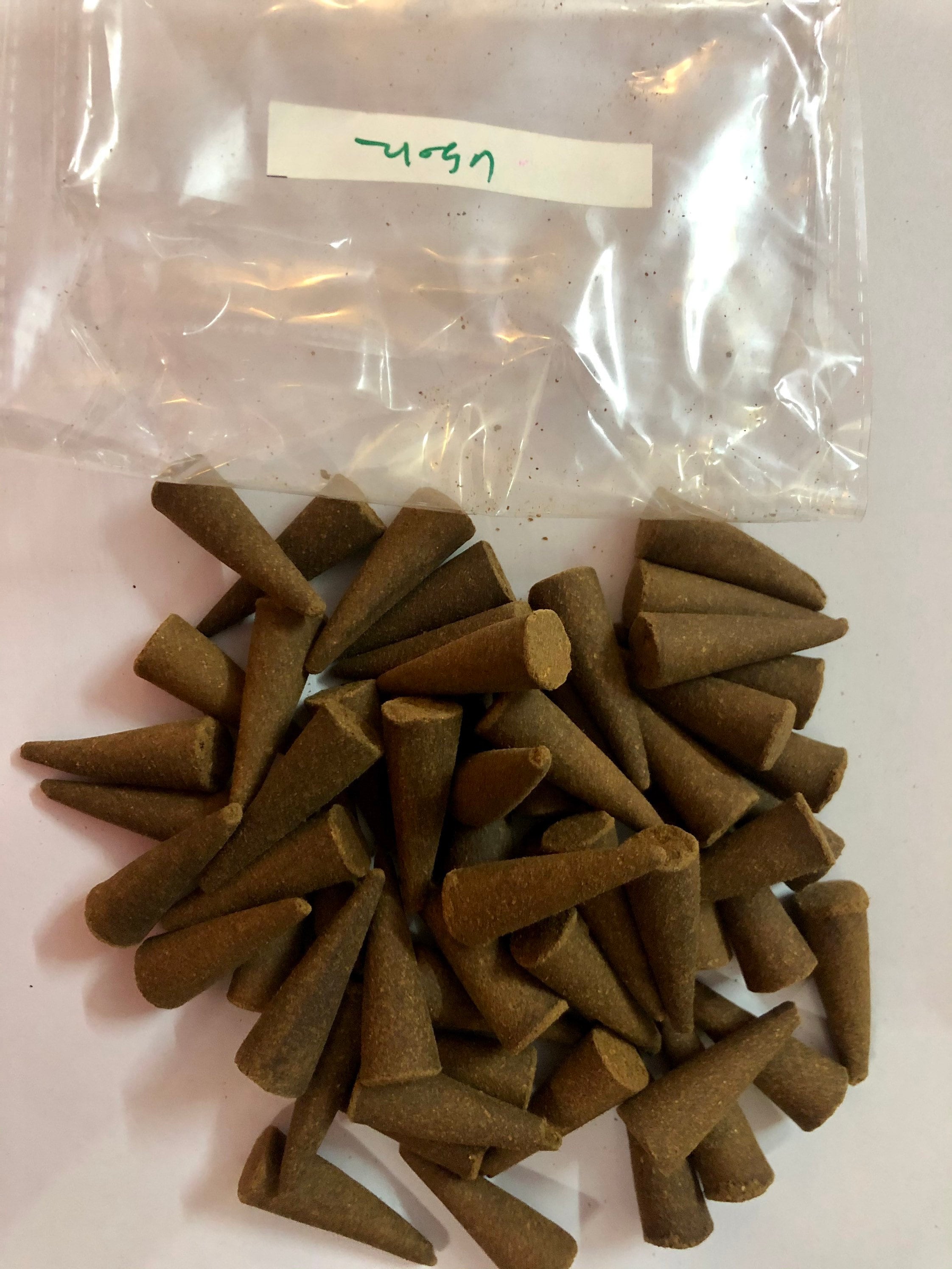 Bâtons D'encens Indien Chandan - Bois De Santal - Paquet De 45-50 Bâtons - 95-100 G - Neuf