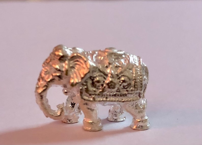 999 Pure Silver Hindu Religious Elephant Idol Statue 2.2 Cm 10.2 Gm