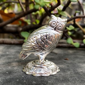 925 Sterling Silver Hindu Religious Goddess Lakshmi Laxmi OWL Ullu Idol Statue 4 cm X 4.7 cm 11.35 gm Temple Pooja, for wealth and good luck