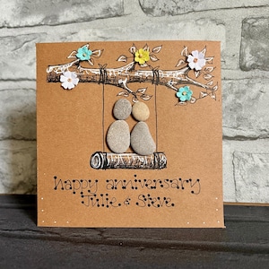 Tarjeta de aniversario de bodas hecha a mano, tarjeta con guijarros peculiares, tarjeta de aniversario personalizada, tarjeta de aniversario de pareja dibujada a mano