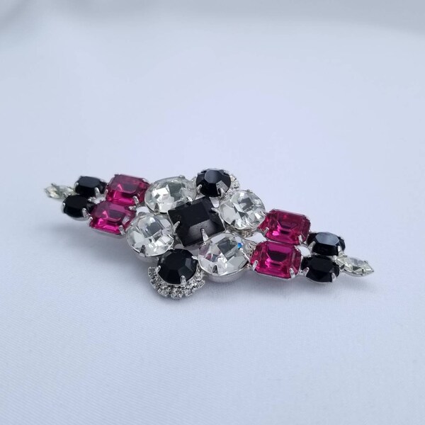 Vintage Bar Brooch / Pink Diamond Bar Pin / Large Harlequin Brooch with Black and Pink Rhinestones / Glam Rock Fashion Jewelry