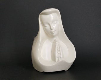 Vintage Praying Mary Vase / Virgin Mary Planter / Art Deco Madonna Statue / Religious Catholic Figurine / Hull Pottery Mother Mary Vase